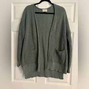 Universal Thread • Women’s Cardigan • LARGE